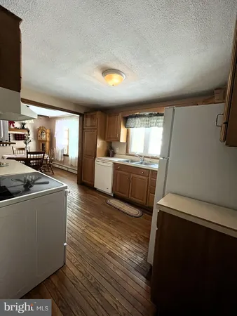 $245,000 | 2 New Market Street, Freeburg, PA 17827