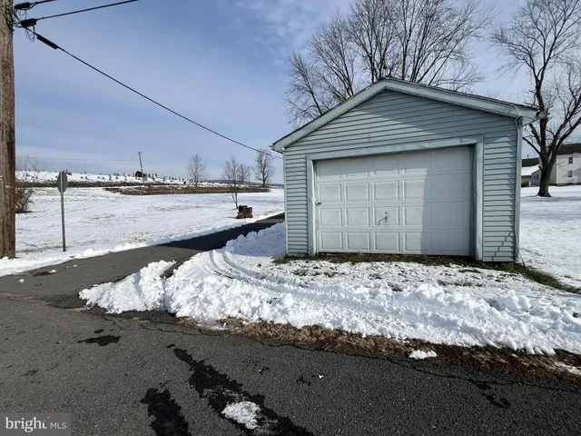 $269,900 | 2 New Market Street, Freeburg, PA 17827