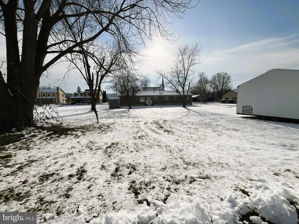 $245,000 | 2 New Market Street, Freeburg, PA 17827