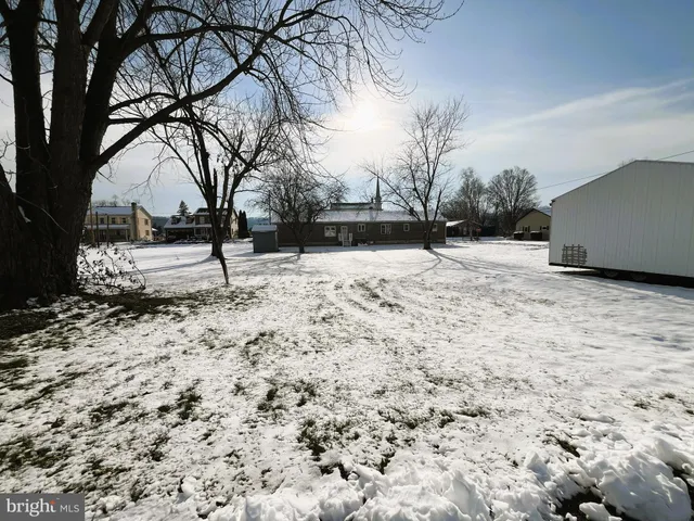 $269,900 | 2 New Market Street, Freeburg, PA 17827