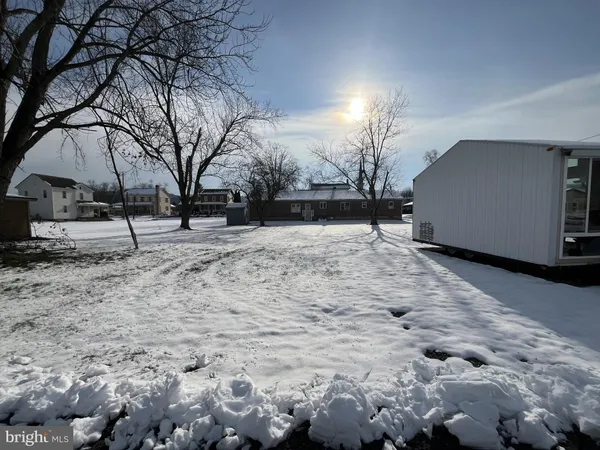 $245,000 | 2 New Market Street, Freeburg, PA 17827