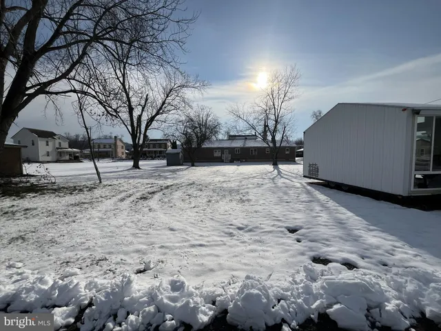 $269,900 | 2 New Market Street, Freeburg, PA 17827