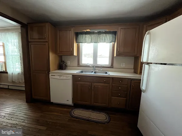 $245,000 | 2 New Market Street, Freeburg, PA 17827