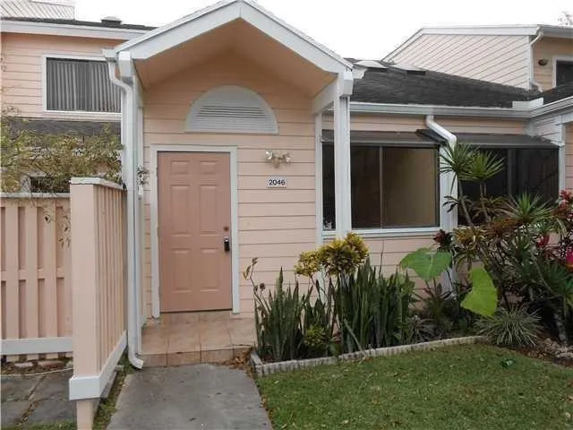 $2,200 | 2046 Winners Circle, Unit 2046, Pompano Beach, FL 33068