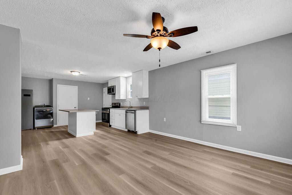 1124 Rumsey Road Columbus, OH 43207 - Photo 12 of 40 1124RumseyRoad_Hommati102(3)