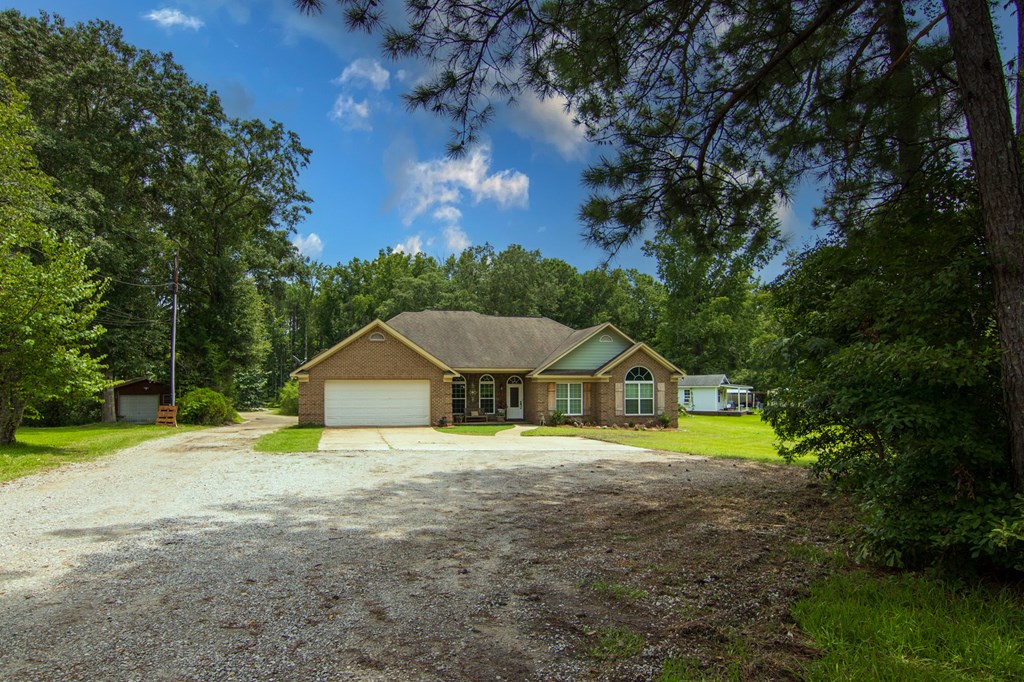 233 Jones Road Cataula, GA 31804 - Photo 2 of 59 Gallery Image 2