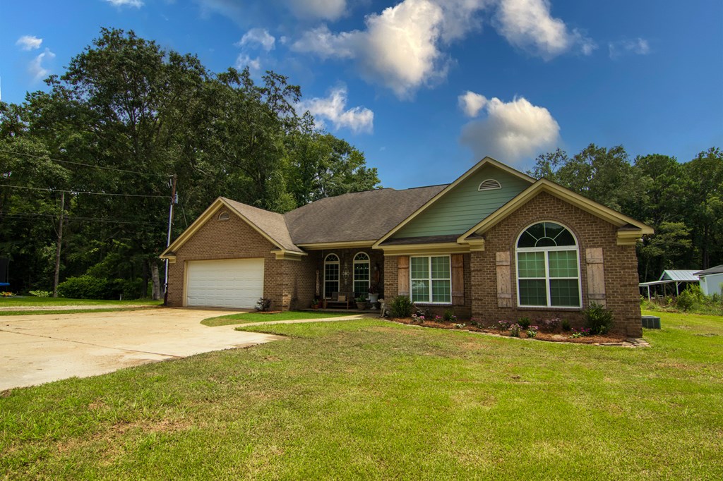 233 Jones Road Cataula, GA 31804 - Photo 3 of 59 Gallery Image 3