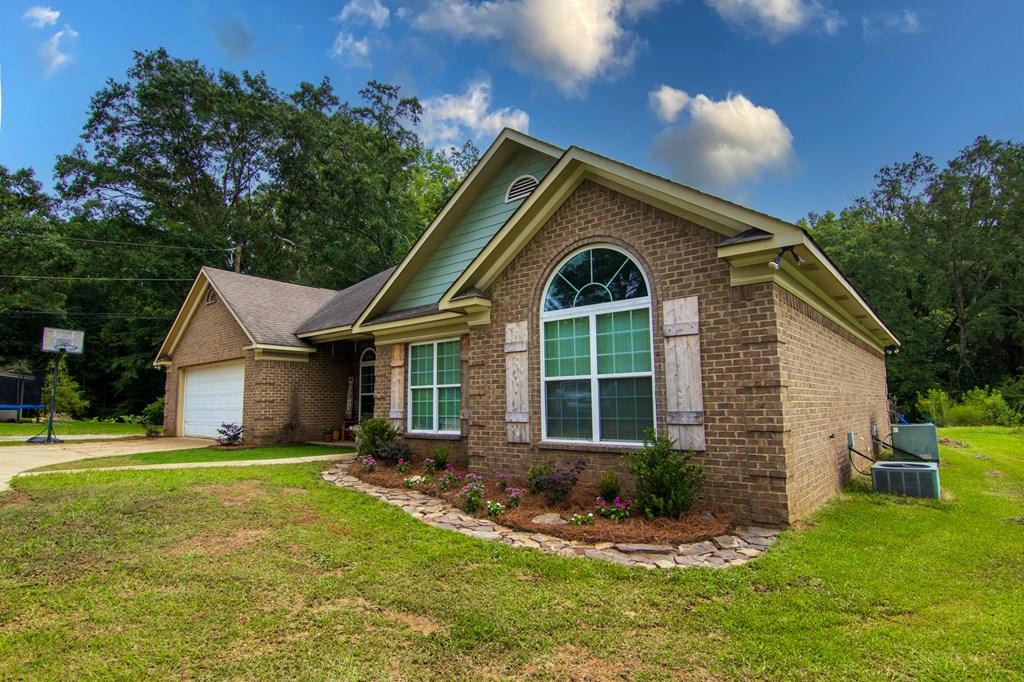 233 Jones Road Cataula, GA 31804 - Photo 4 of 59 Gallery Image 4