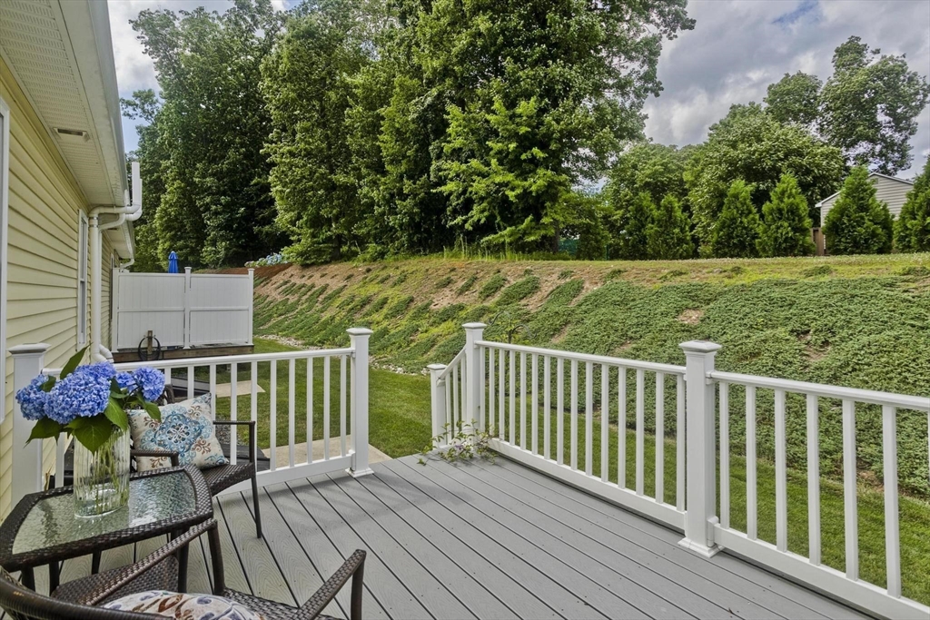 60 Beech Hill Road, Unit 60 West Springfield, MA 01089 - Photo 34 of 37 Gallery Image 34