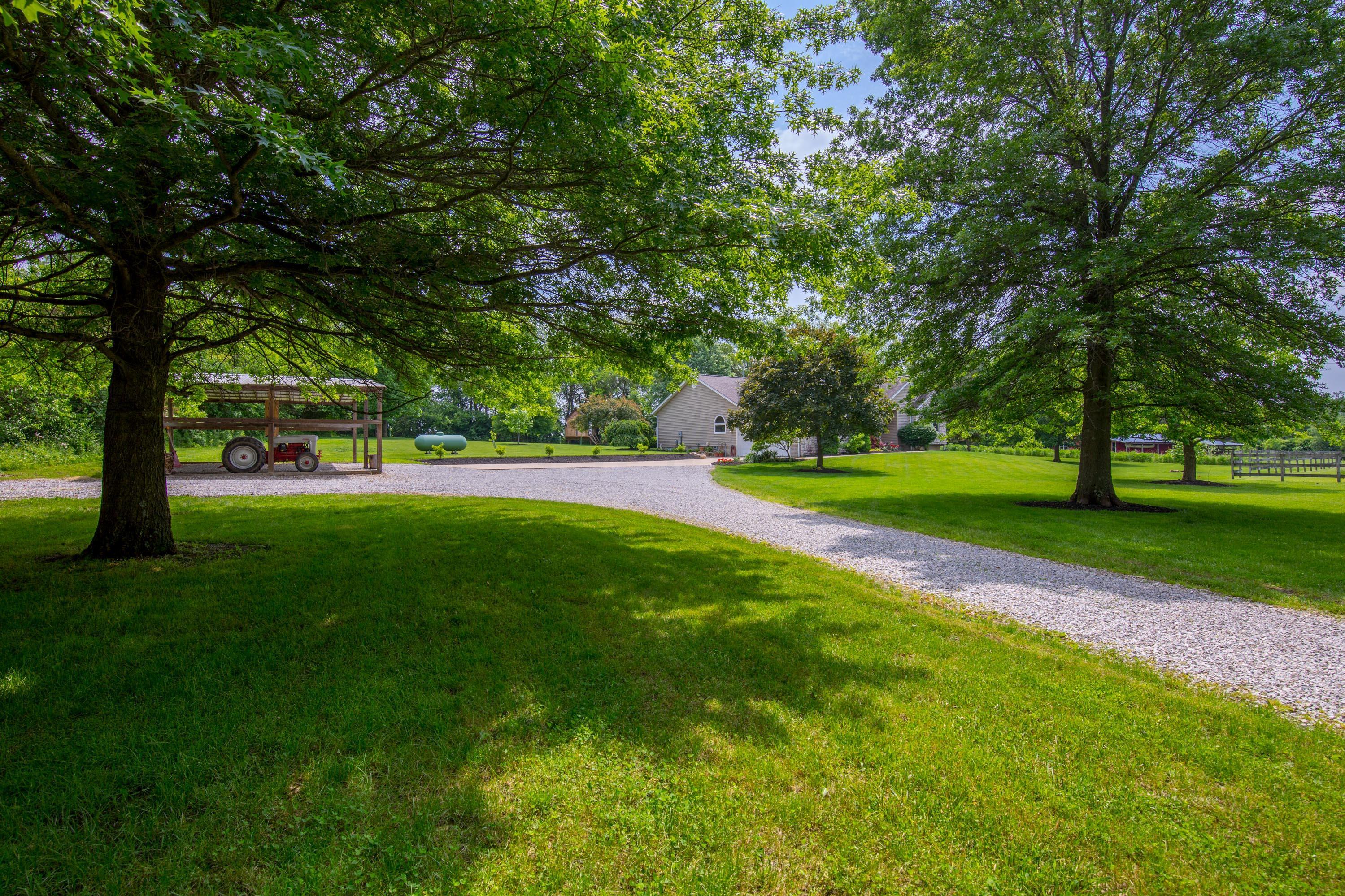 500 Amity Road Galloway, OH 43119 - Photo 34 of 43 Gallery Image 34