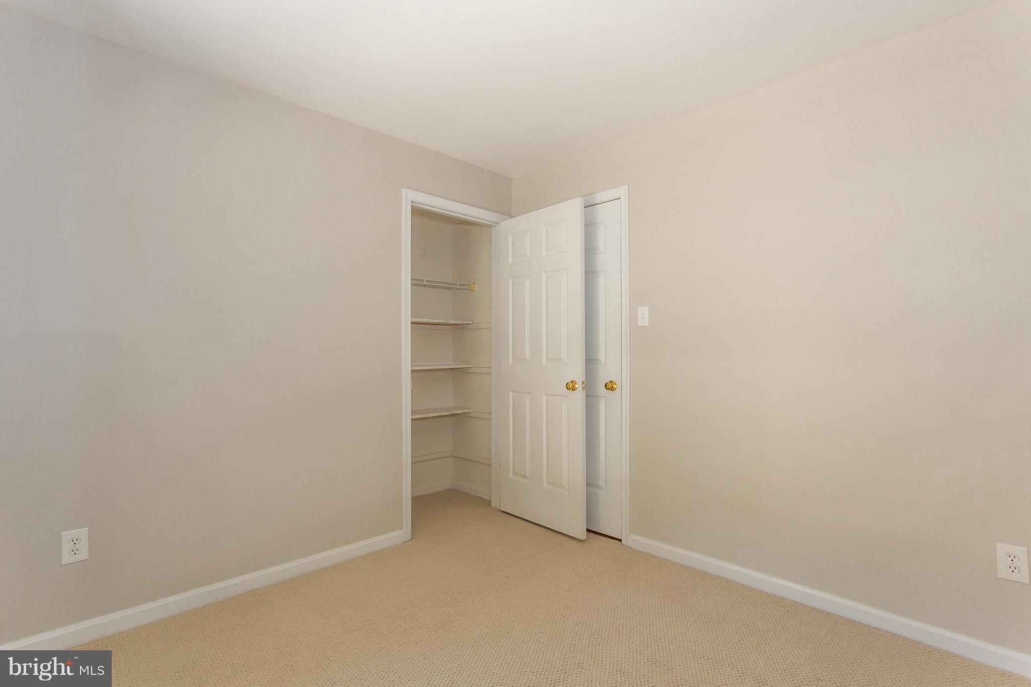 2224 Springwood Drive, Unit 102B Reston, VA 20191 - Photo 11 of 23 Bedroom