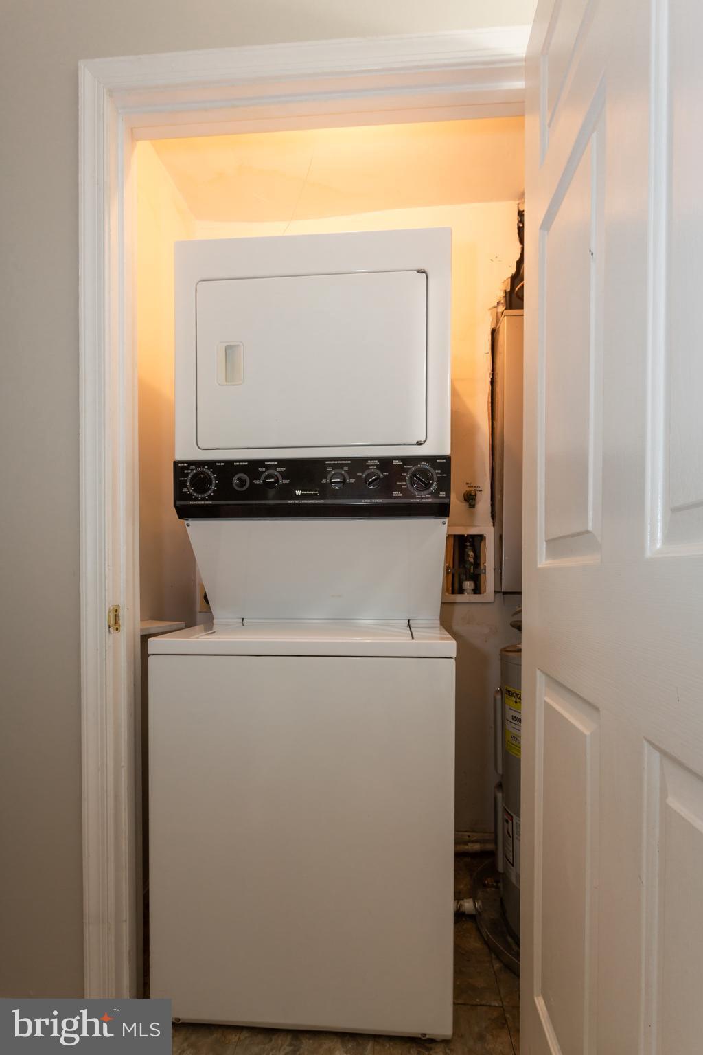 2224 Springwood Drive, Unit 102B Reston, VA 20191 - Photo 18 of 23 Interior (General)