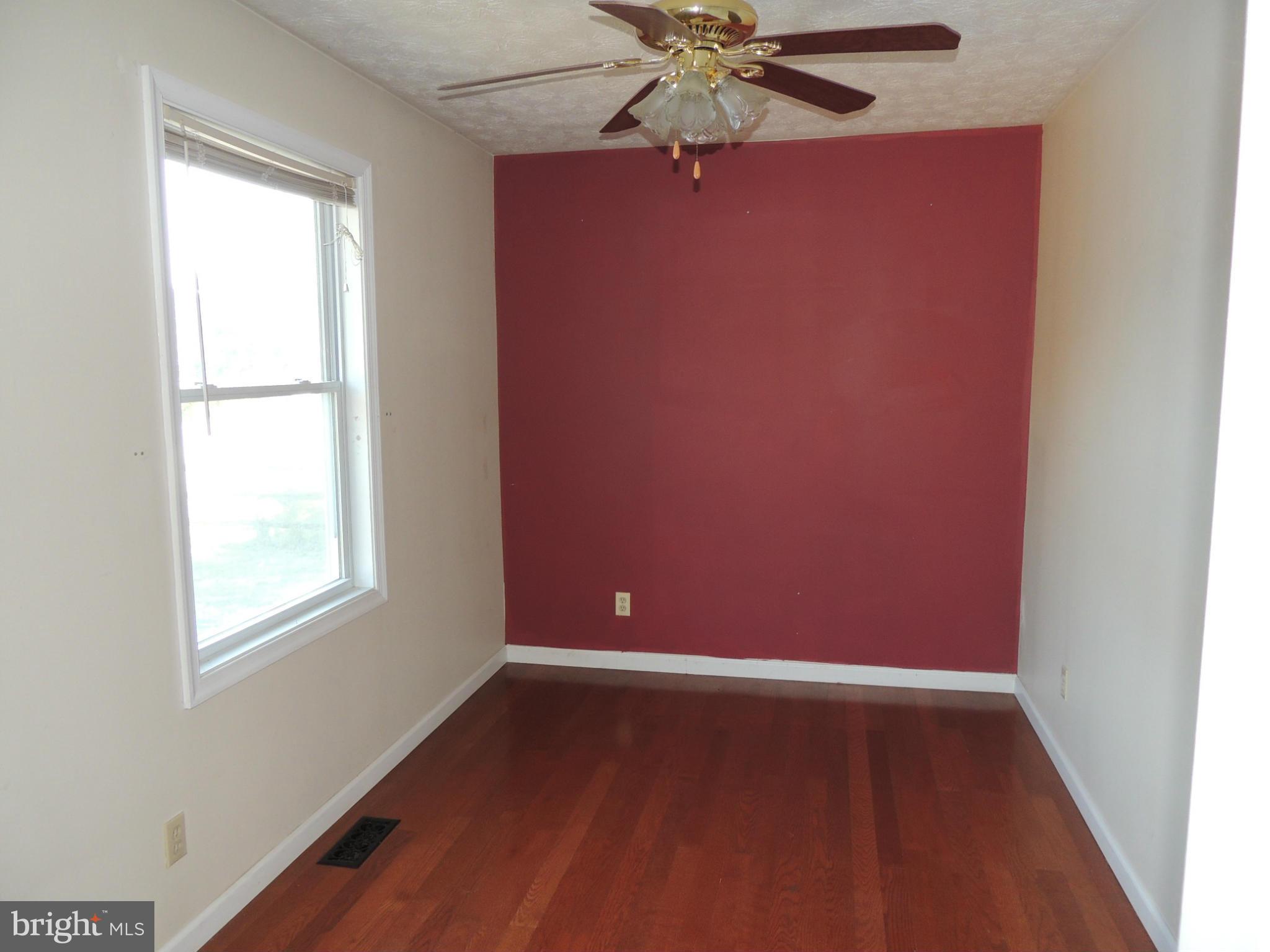 1949 Hopewell Road Port Deposit, MD 21904 - Photo 4 of 9 Dining Room