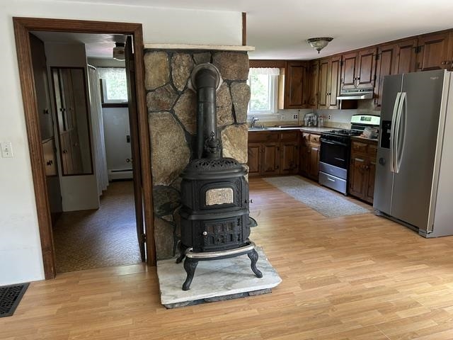 3156 Grafton Road Townshend, VT 05353 - Photo 9 of 23 Gallery Image 9