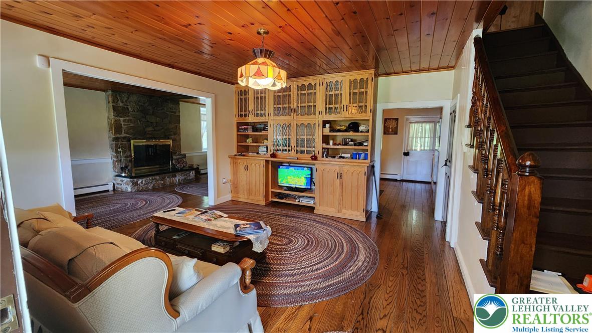 4912 Shankweiler Road Orefield, PA 18069 - Photo 14 of 74