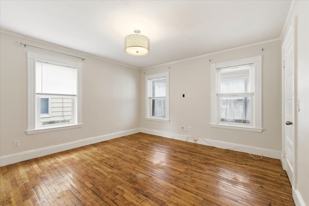 21 Chauncey Street Dedham, MA 02026 - Photo 13 of 41