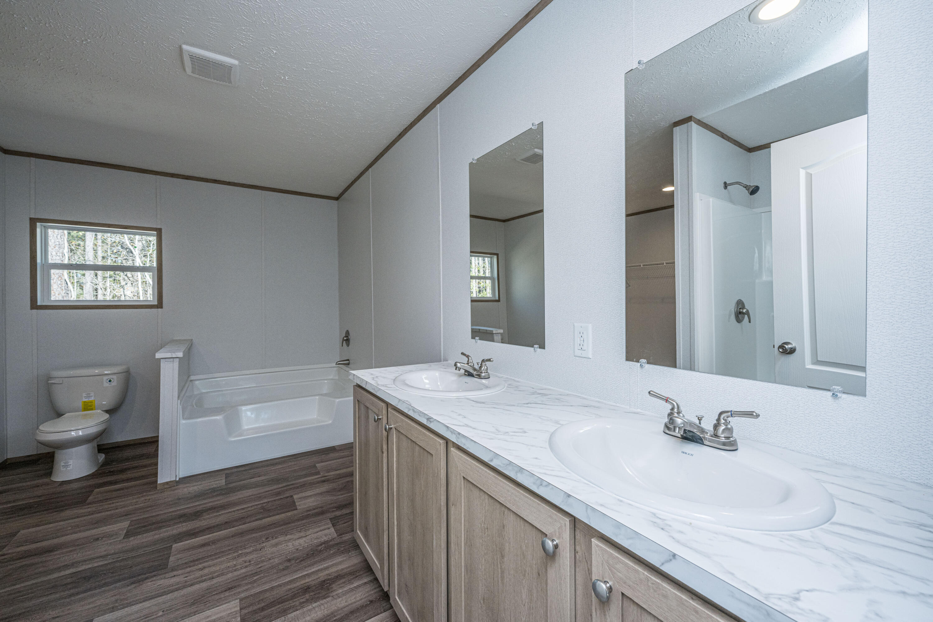 260 Washington Town Road Summerville, SC 29486 - Photo 6 of 86 260WashingtonRd024