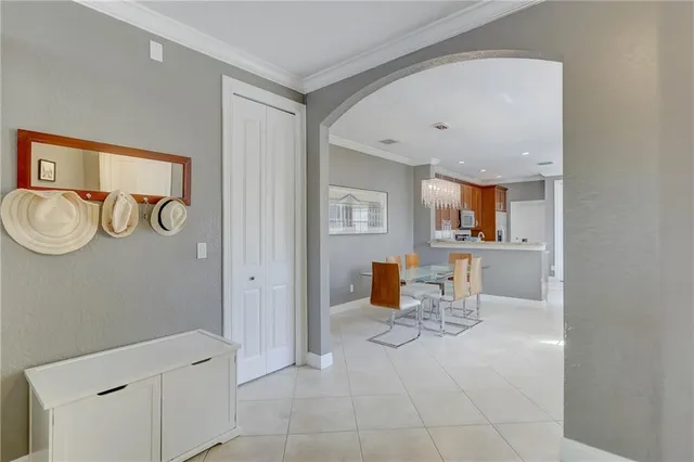 $5,800 | 1109 Northeast 16th Avenue, Fort Lauderdale, FL 33304