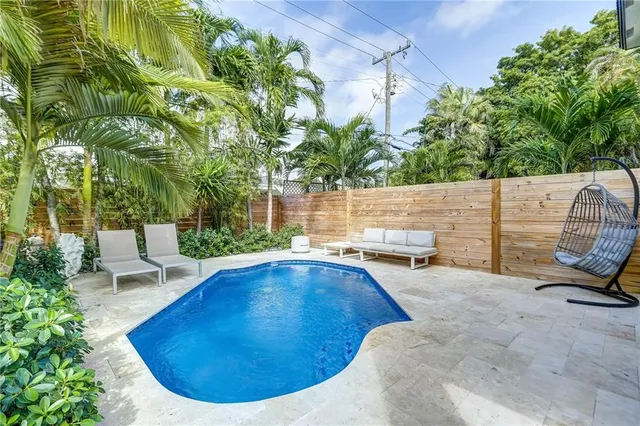 $5,800 | 1109 Northeast 16th Avenue, Fort Lauderdale, FL 33304