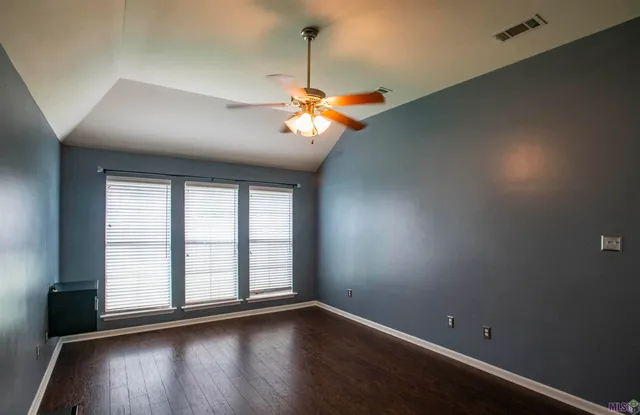 $297,000 | 12 Summerlin Drive, Laplace, LA 70068