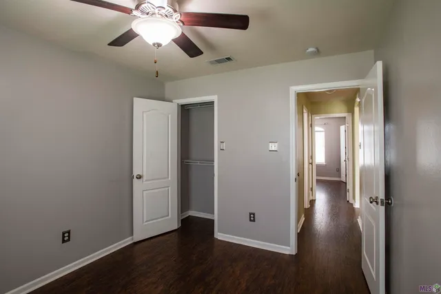 $297,000 | 12 Summerlin Drive, Laplace, LA 70068