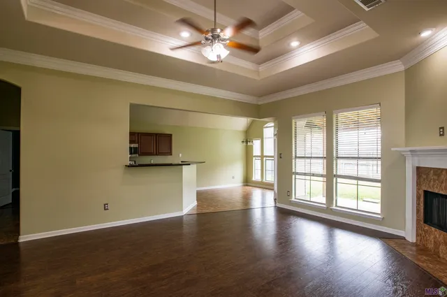 $297,000 | 12 Summerlin Drive, Laplace, LA 70068