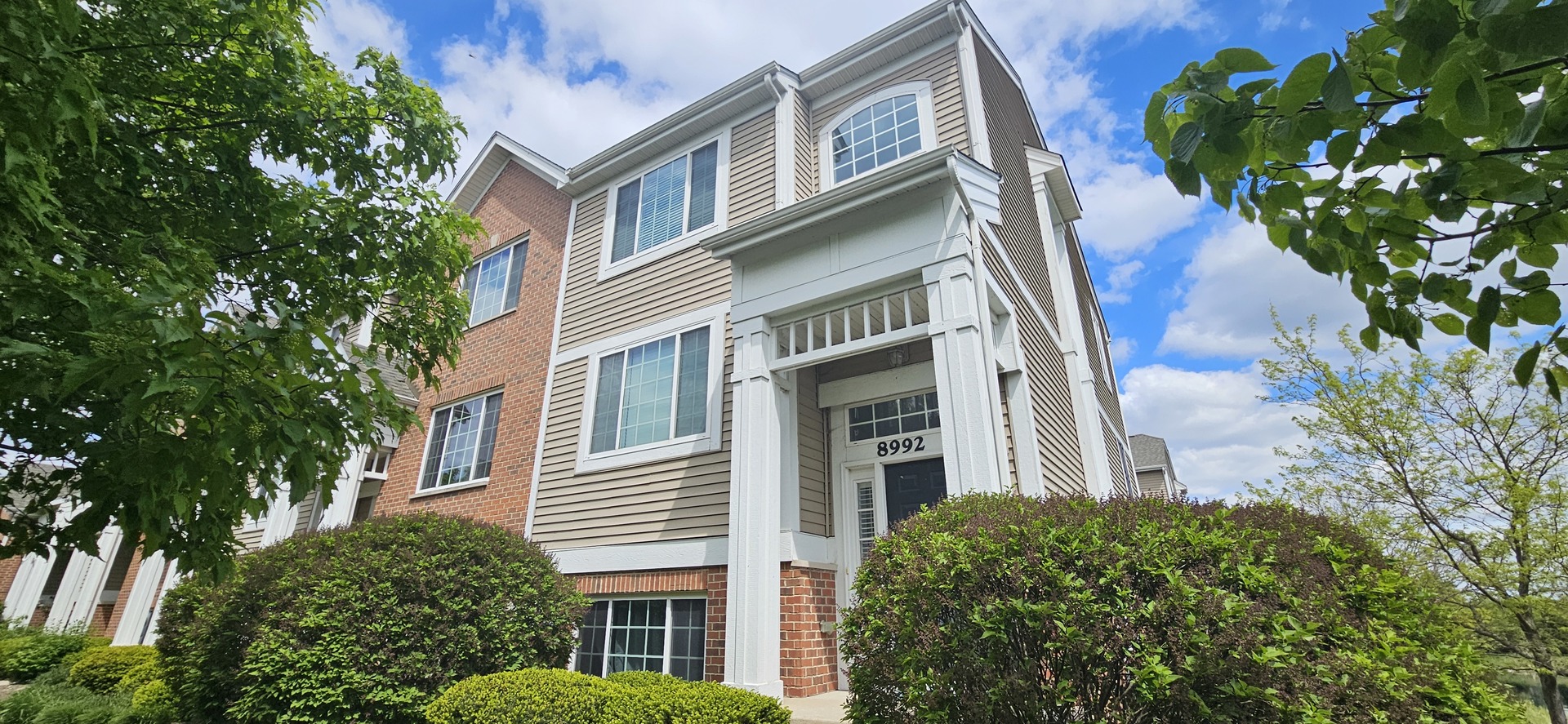 8992 Disbrow Street Huntley, IL 60142 - Photo 1 of 27