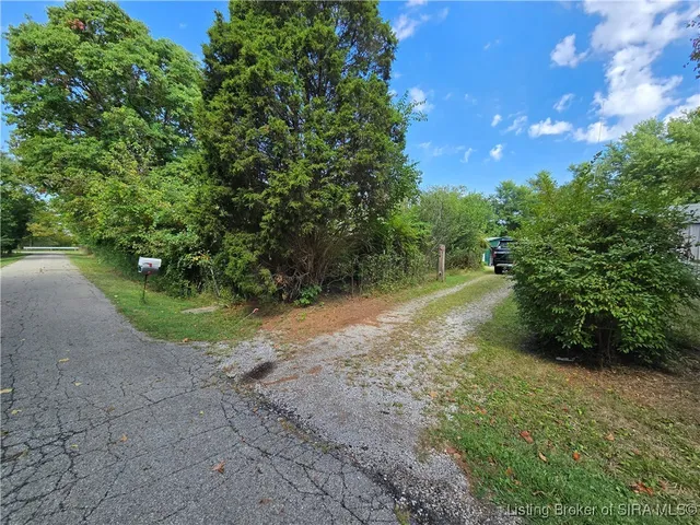 $149,000 | 1510 East Willis Road, New Albany, IN 47150