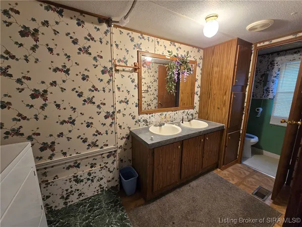 $149,000 | 1510 East Willis Road, New Albany, IN 47150