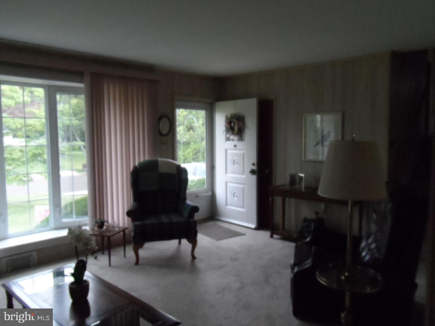 899 Pine Road Warminster, PA 18974 - Photo 3 of 23 Gallery Image 3