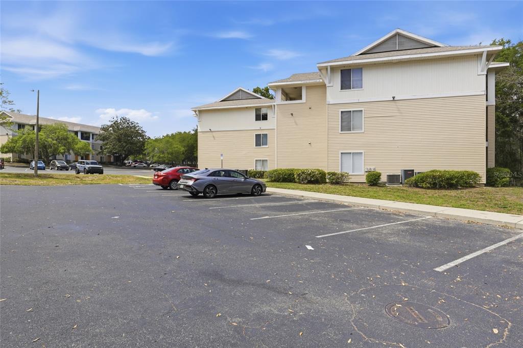 3921 Southwest 34th Street, Unit 307 Gainesville, FL 32608 - Photo 38 of 42
