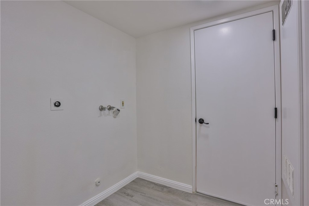 45800 Classic Way Temecula, CA 92592 - Photo 38 of 61 a view of small space