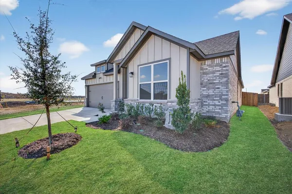 $319,890 | 2220 Trailside Drive, Sherman, TX 75092
