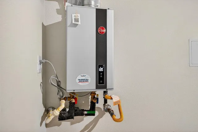 $331,760 | 2220 Trailside Drive, Sherman, TX 75092