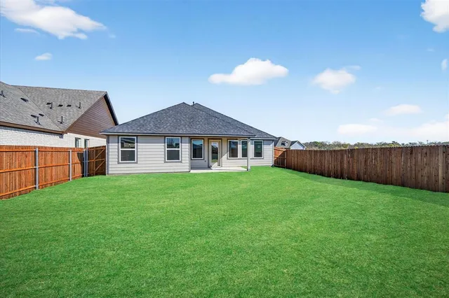 $331,760 | 2220 Trailside Drive, Sherman, TX 75092