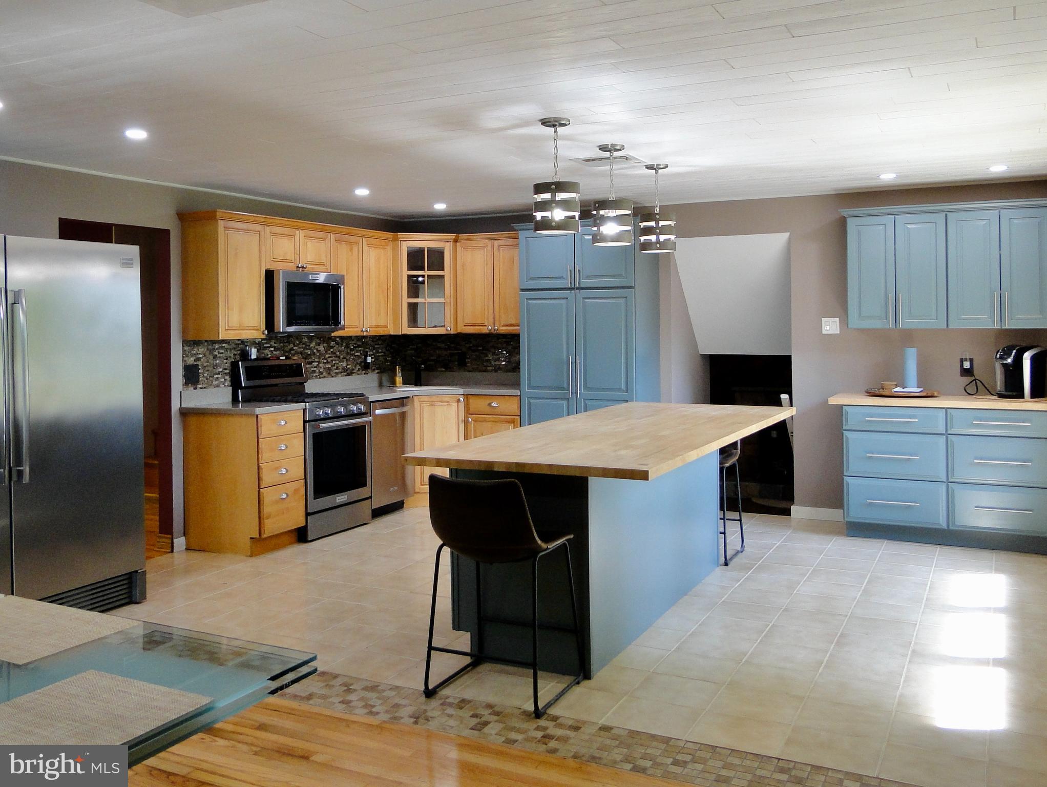 74 Highspire Road Richboro, PA 18954 - Photo 3 of 24 Gallery Image 3