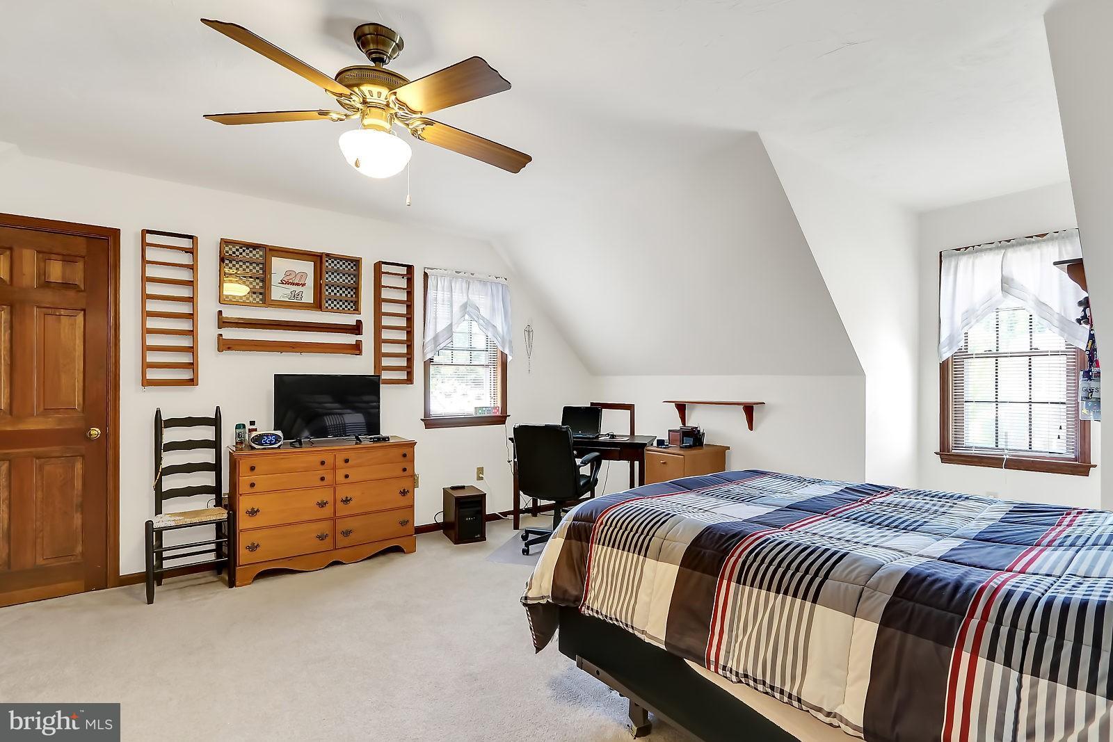 306 Glenview Road Spring Grove, PA 17362 - Photo 14 of 34