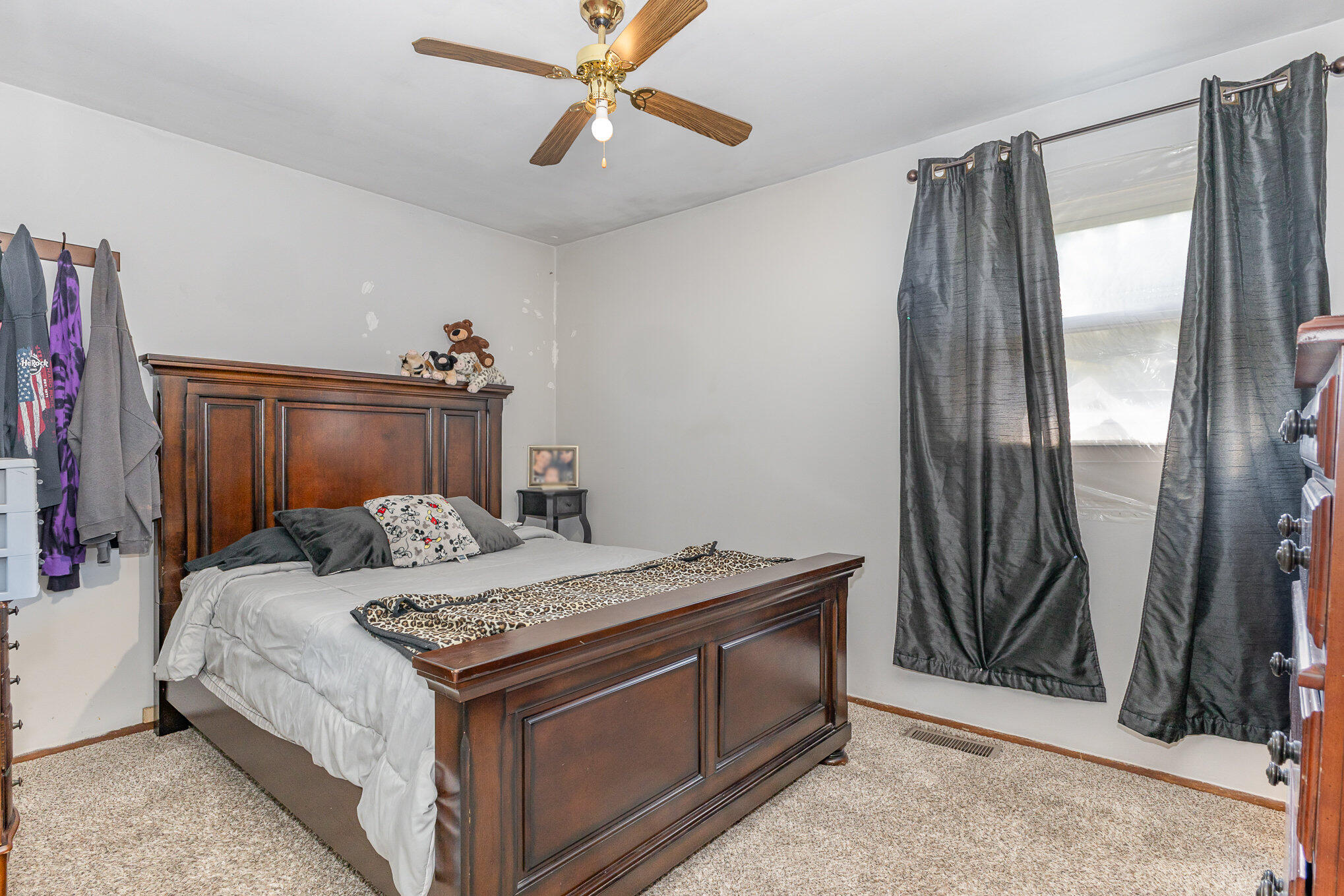4857 Concord Road Demotte, IN 46310 - Photo 7 of 15 2038x1359