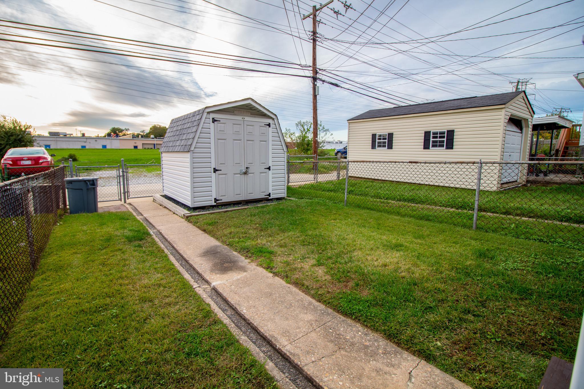 2730 Plainfield Road Baltimore, MD 21222 - Photo 26 of 29 Backyard / Storage Shed