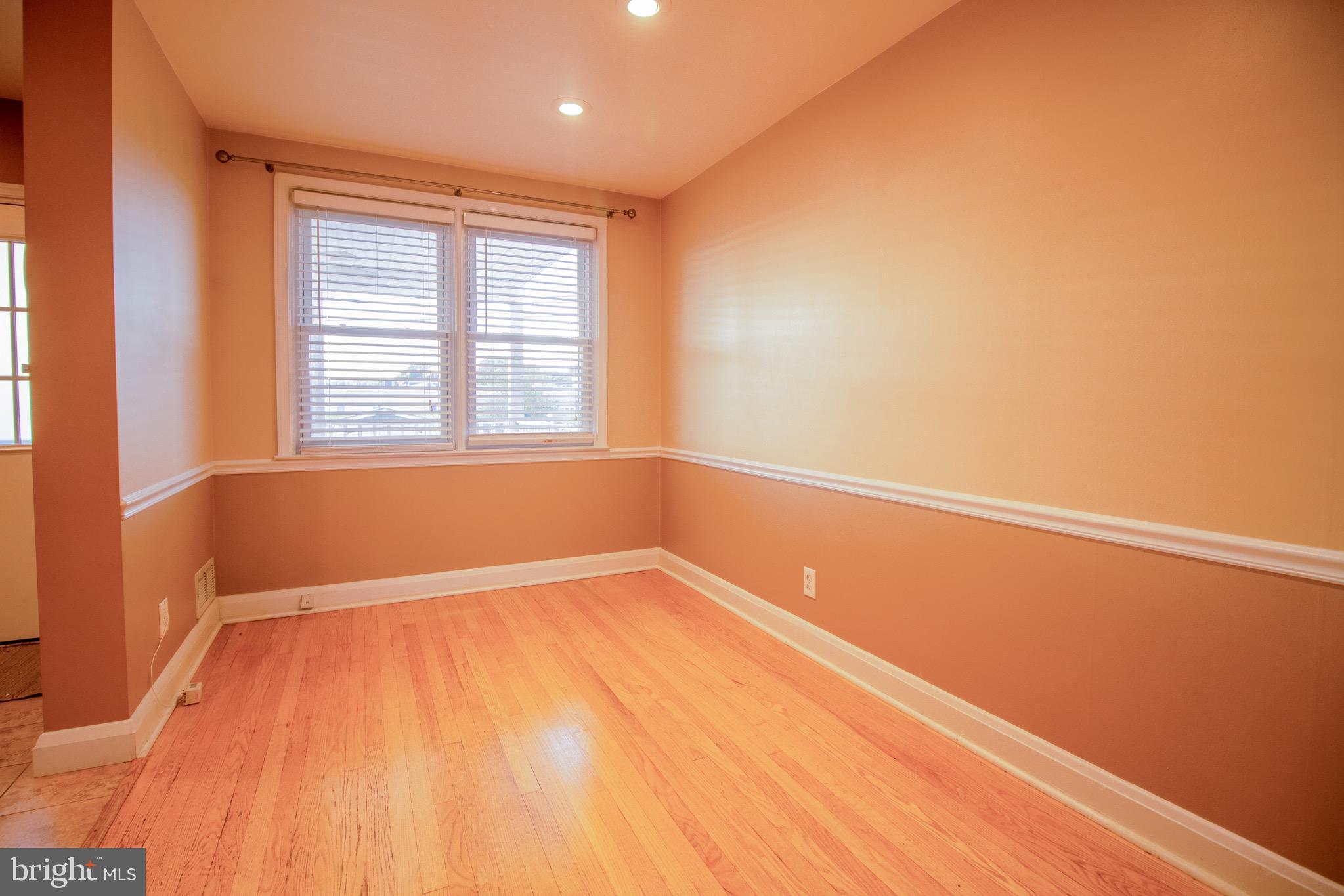 2730 Plainfield Road Baltimore, MD 21222 - Photo 9 of 29 Dining Room