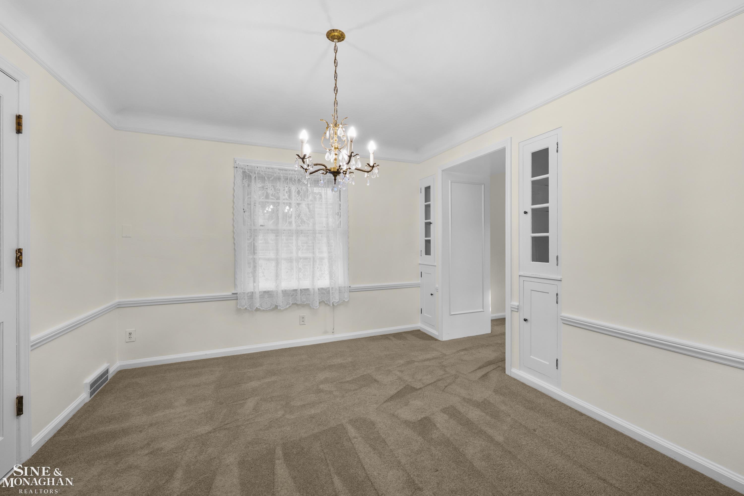 415 Lothrop Road Grosse Pointe Farms, MI 48236 - Photo 8 of 28