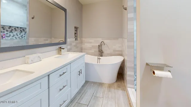 $3,200 | 5426 South College Avenue, Tempe, AZ 85283