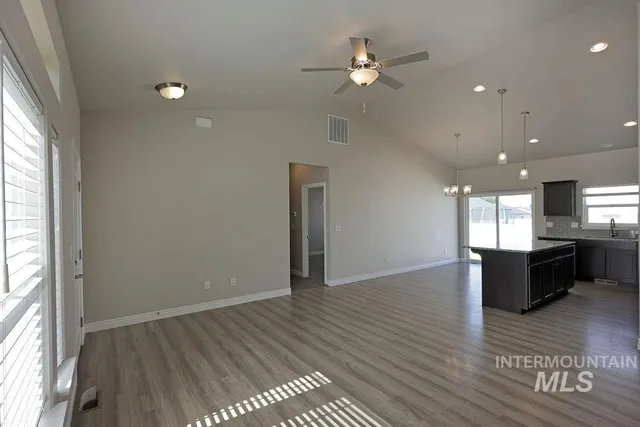 $359,900 | 428 Southwood Avenue West, Twin Falls, ID 83301