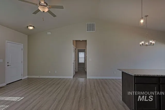 $359,900 | 428 Southwood Avenue West, Twin Falls, ID 83301