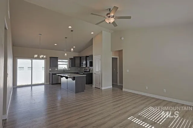 $359,900 | 428 Southwood Avenue West, Twin Falls, ID 83301