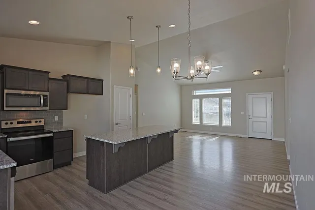 $359,900 | 428 Southwood Avenue West, Twin Falls, ID 83301