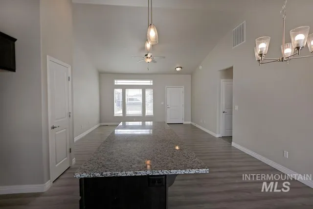 $359,900 | 428 Southwood Avenue West, Twin Falls, ID 83301