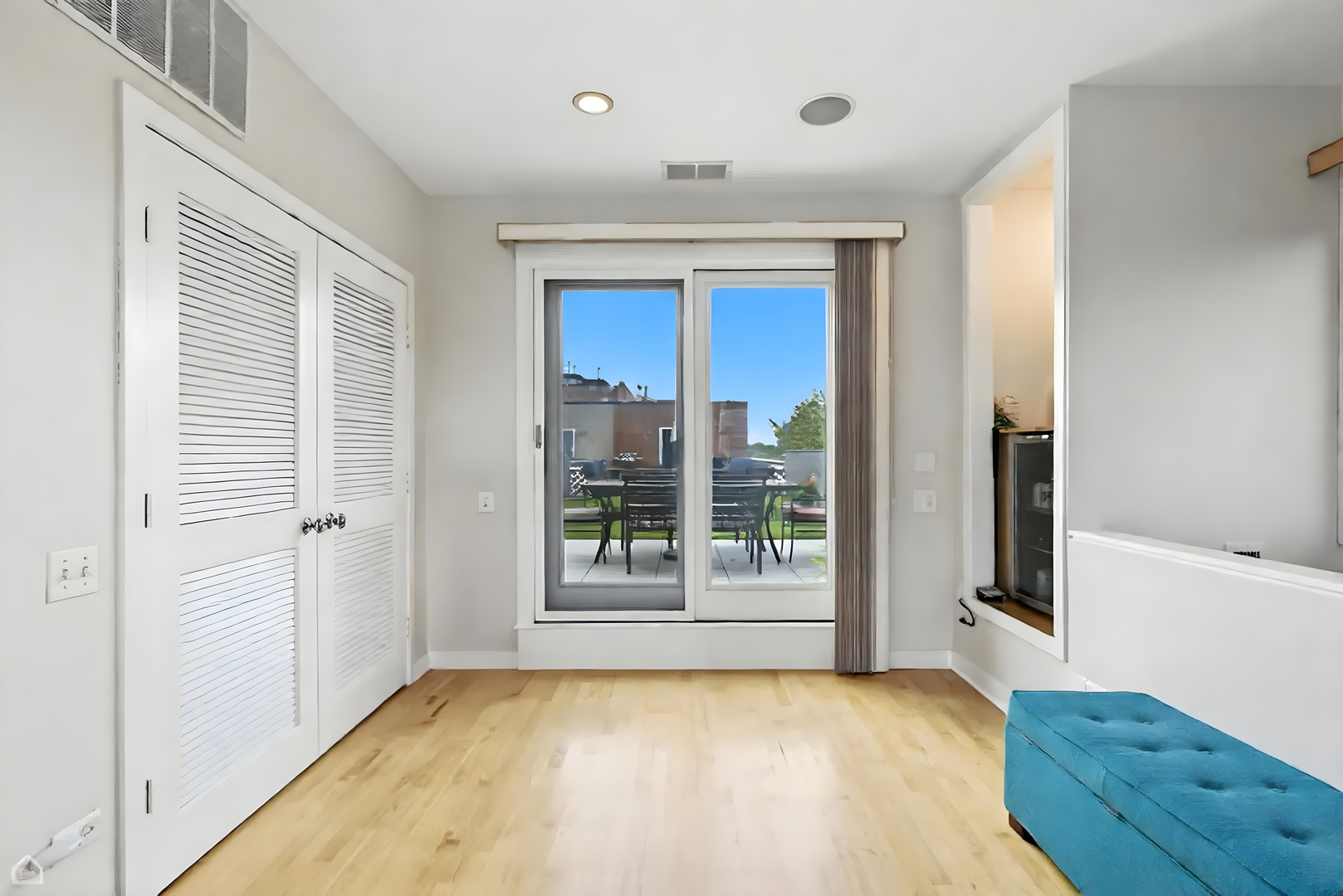 1258 West Cottage Place Chicago, IL 60607 - Photo 18 of 20 Gallery Image 18