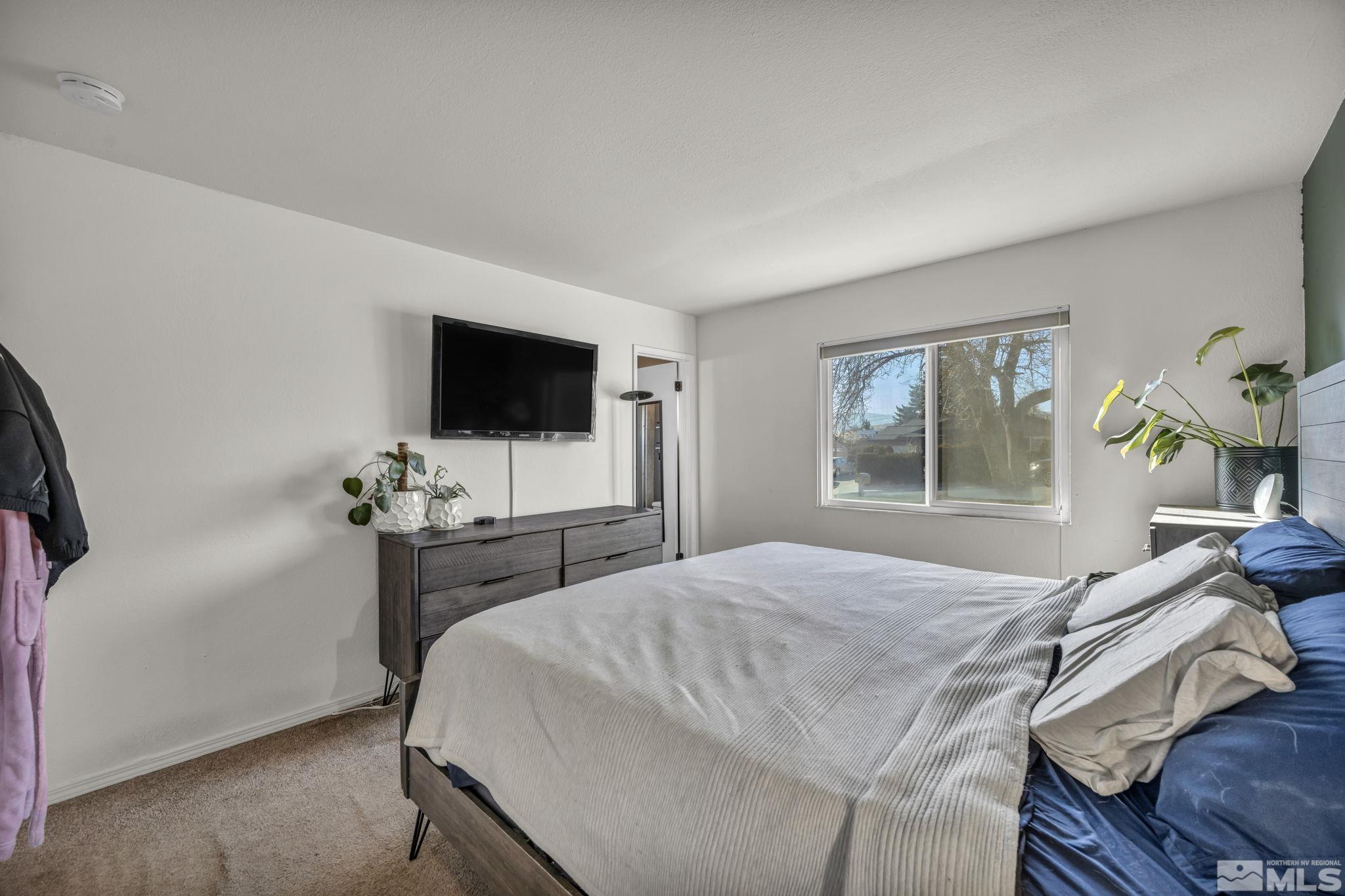 7580 Halifax Drive Reno, NV 89506 - Photo 9 of 30 Photo 9