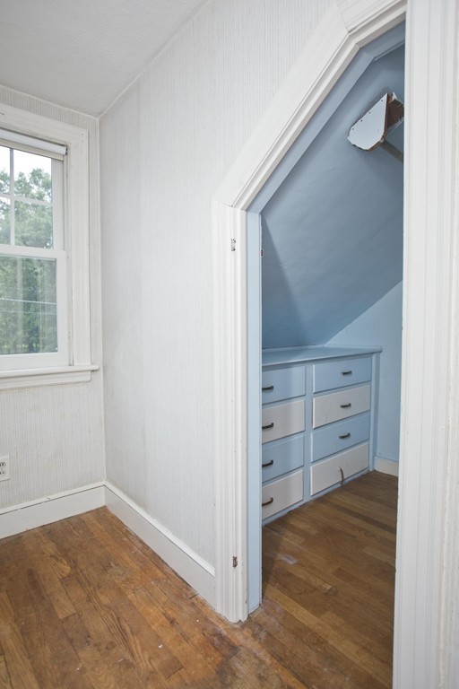 515 Maple Road Longmeadow, MA 01106 - Photo 14 of 22